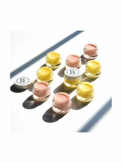 Kure Bazaar à la Rose Lip & Nail Balm -kynsi- ja huulirasva^ Kynnet