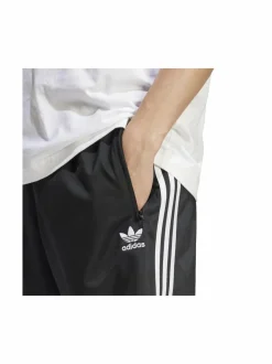 Urheiluhousut & Treenitrikoot<adidas Originals Adicolor Firebird -shortsit IU2368 BLACK/WHITE