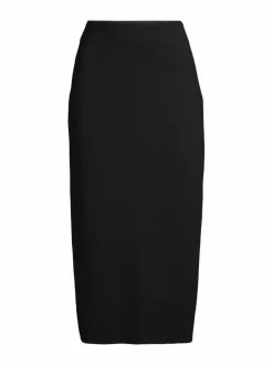 ESSENTIALS by Stockmann Aino-neulehame^ Hameet
