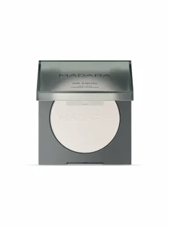 Meikit<Madara Air Equal Soft Silk Mineral Powder -mineraalipuuteri