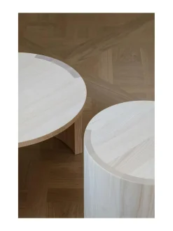 Tuolit & Jakkarat<Made by Choice Airisto sivupöytä, jakkara ASH