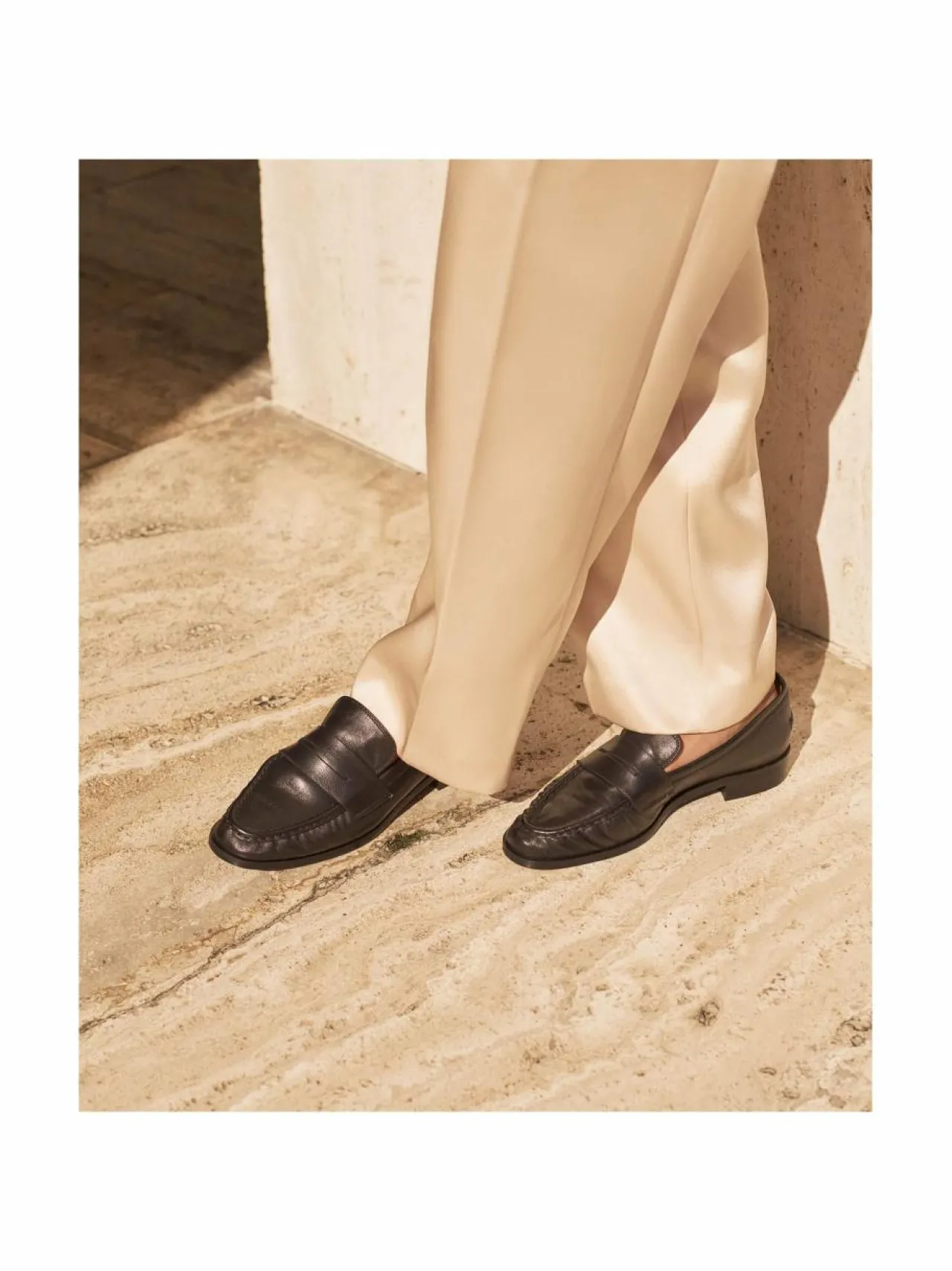 Kävelykengät & Loaferit<ATP ATELIER Airola-nahkaloaferit 900 BLACK
