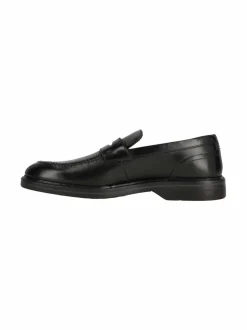 Kävelykengät & Loaferit<Clarks Aldwin Step -nahkaloaferit BLACK
