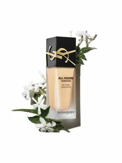 Kasvot<Yves Saint Laurent All Hours foundation -meikkivoide