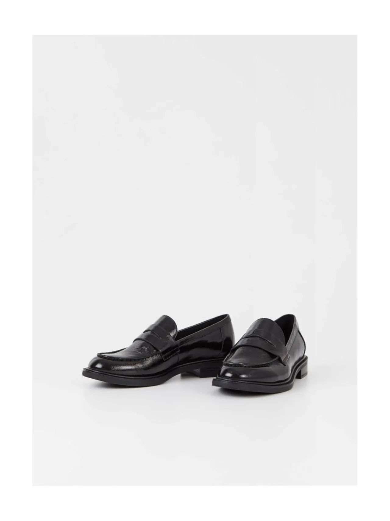 Kävelykengät & Loaferit<Vagabond Amina-nahkaloaferit 20 BLACK