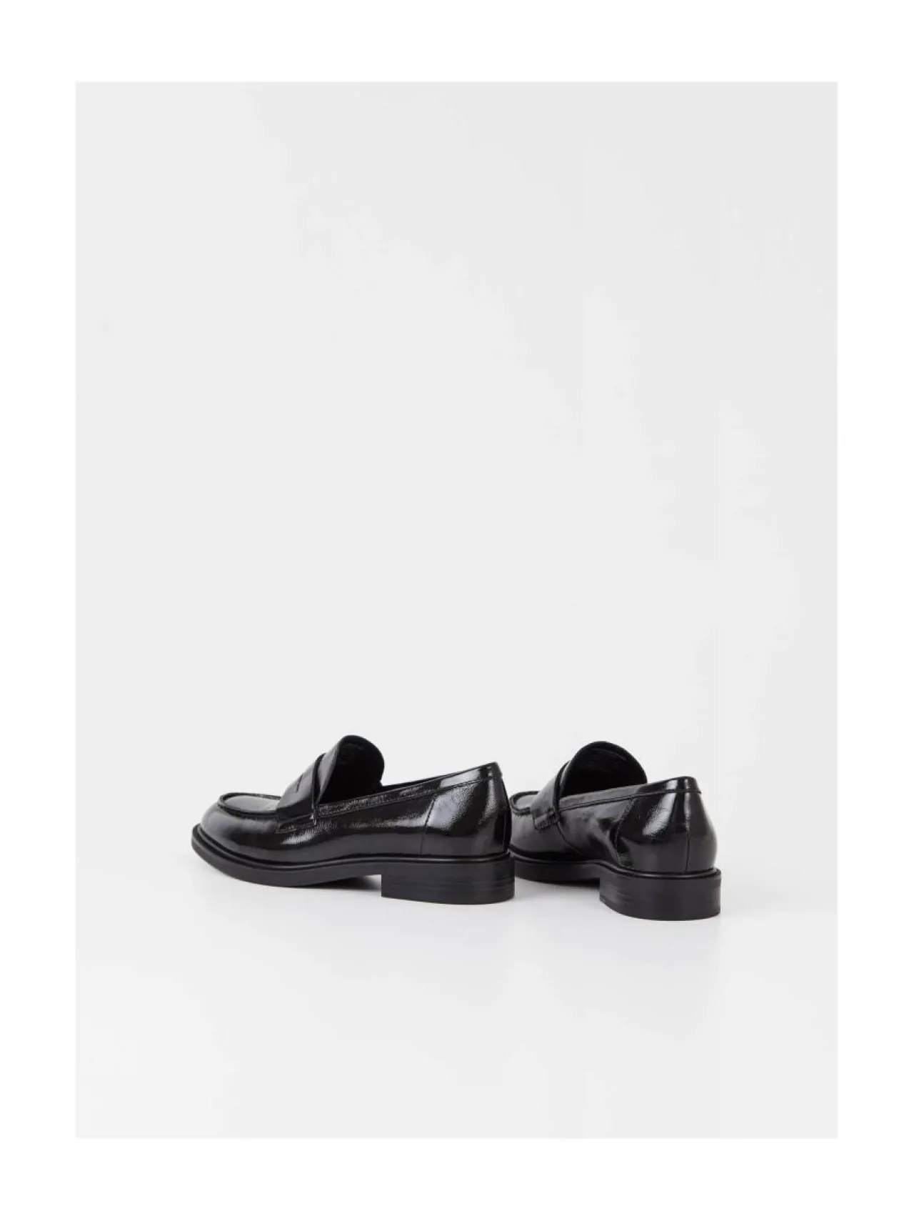 Kävelykengät & Loaferit<Vagabond Amina-nahkaloaferit 20 BLACK
