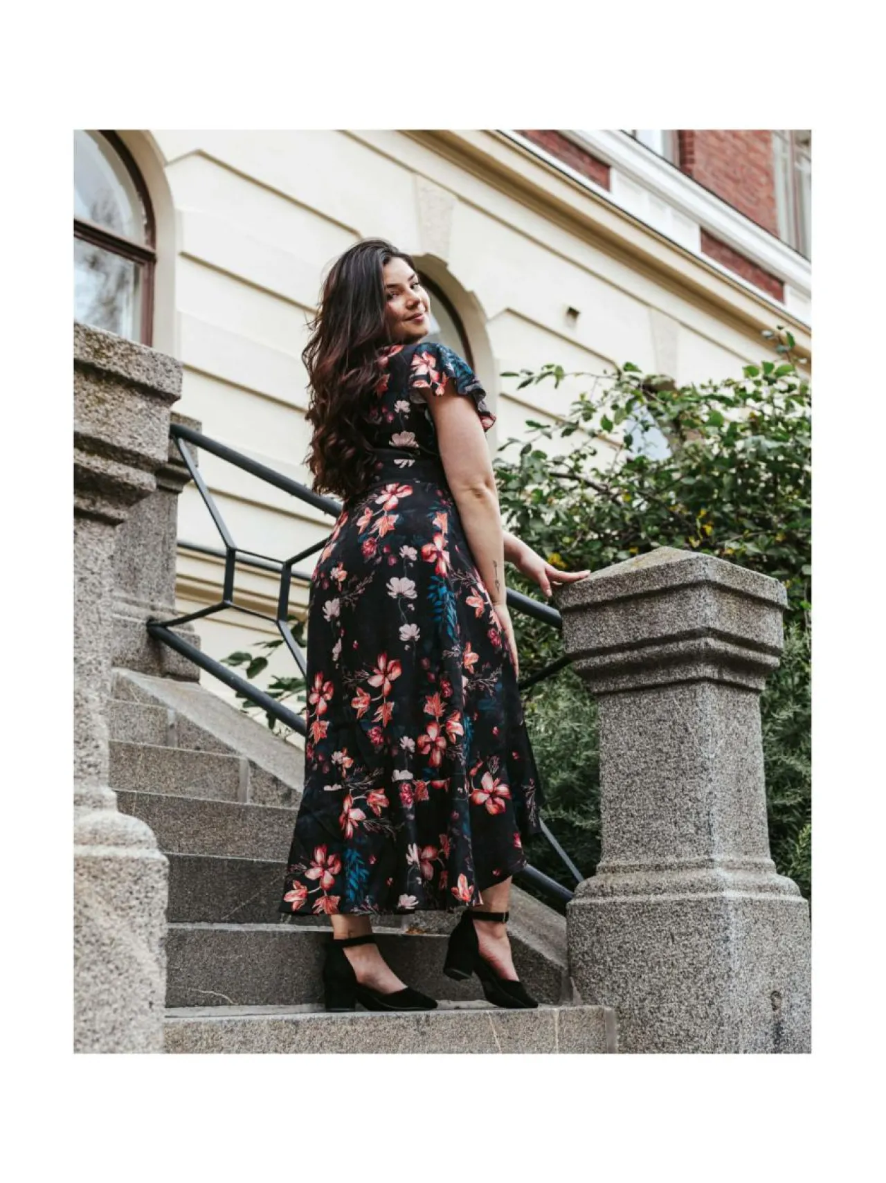 Nakoa Annika Dress,^ Mekot