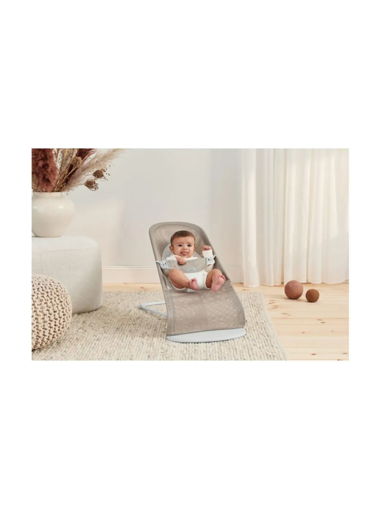 Kalusteet<BabyBjörn Balance Soft mesh sitteri