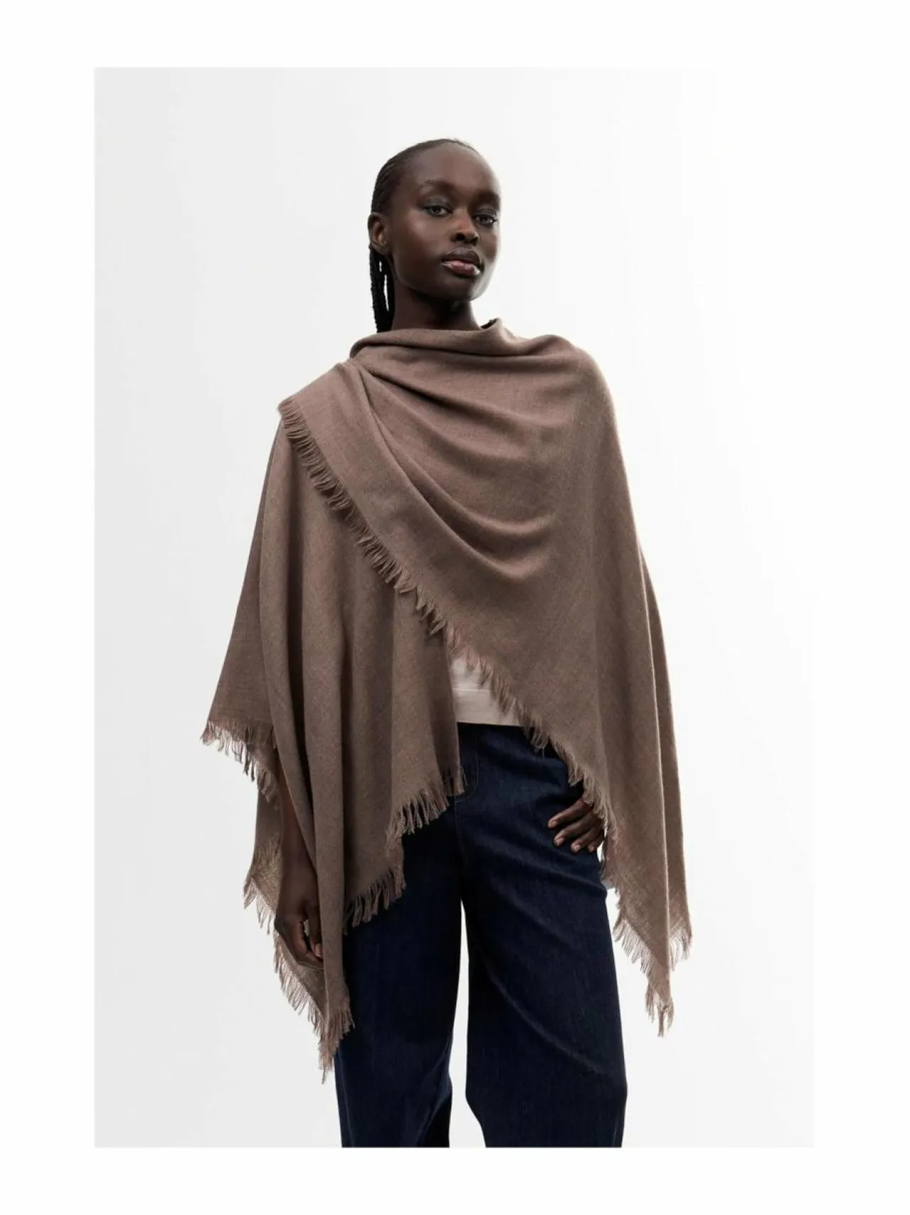 Huivit & Kaulaliinat<Balmuir Beloit-poncho 040 HAZELNUT