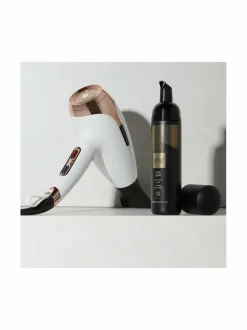 Muotoilu & Viimeistely<GHD Body Goals Total Volume Foam -muotoiluvaahto 200 ml