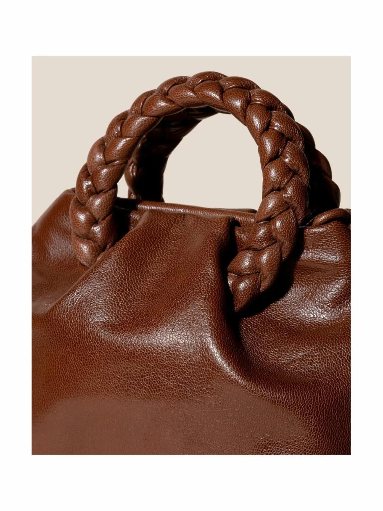 HEREU Bombon M Crossbody -nahkalaukku^ Olkalaukut