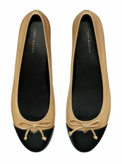 Avokkaat & Korkokengät<Tory Burch Bow-nahkaballerinat 200 GINGER SHORTBREAD / PERFECT BLACK