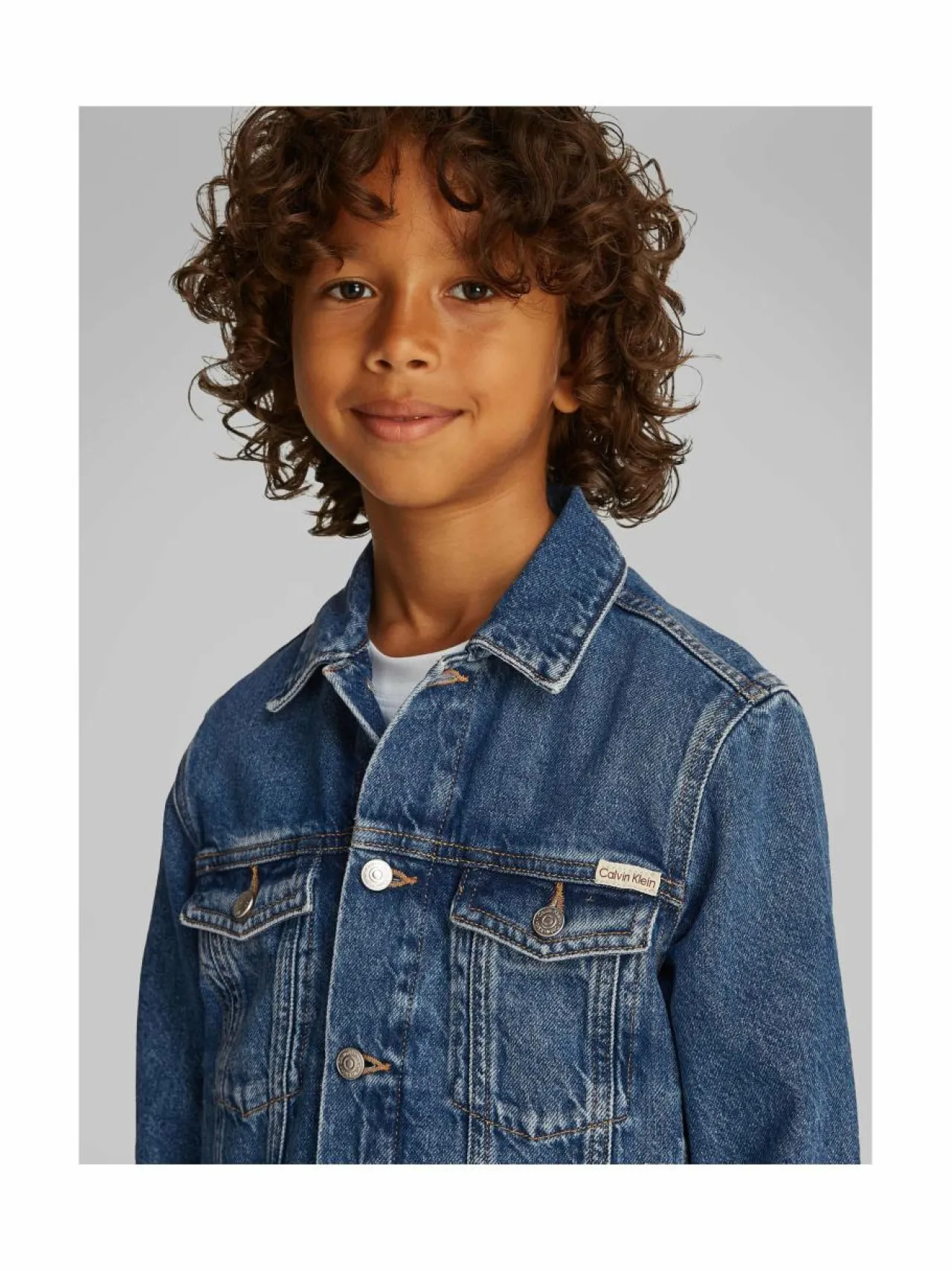 Ulkoiluvaatteet<Calvin Klein Kids Bright Trucker -farkkutakki 1A4 BRIGHT MID BLUE