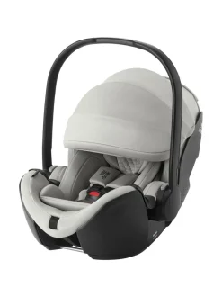 Britax Baby-Safe Pro turvakaukalo ja Vario Base 5Z telakka^ Turvaistuimet