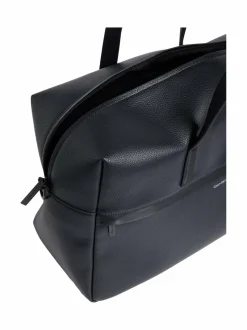 Reput<Calvin Klein Bags & Accessories CK Must Weekender -viikonloppulaukku BEH CK BLACK