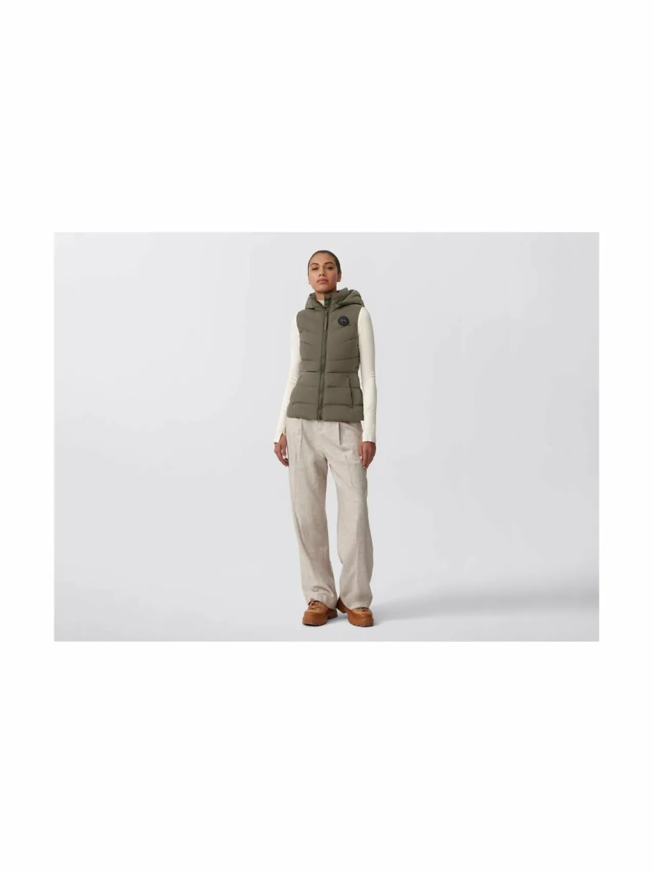 Urheilutakit|Takit<Canada Goose Clair-untuvaliivi 1664 SMOKEY SAGE SAUGE FUMÉE