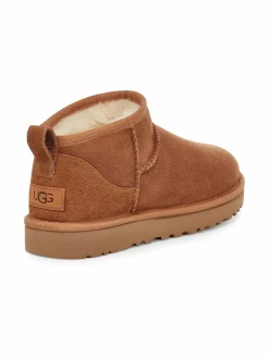 Nilkkurit<UGG Classic Ultra Mini -nahkanilkkurit CHESTNUT