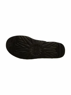 Nilkkurit<UGG Classic Ultra Mini -nahkanilkkurit BLACK