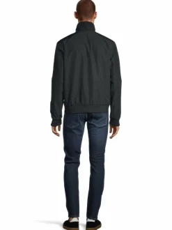 Urheilutakit<Peak Performance Coastal-ulkoilutakki 020 BLACK