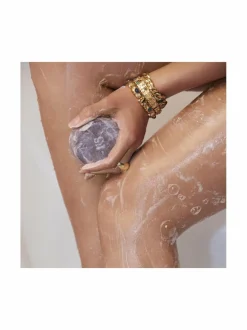 Vartalonhoito<Fenty Skin Cocoa Cleans'r All-Over Cleansing Bar -palasaippua