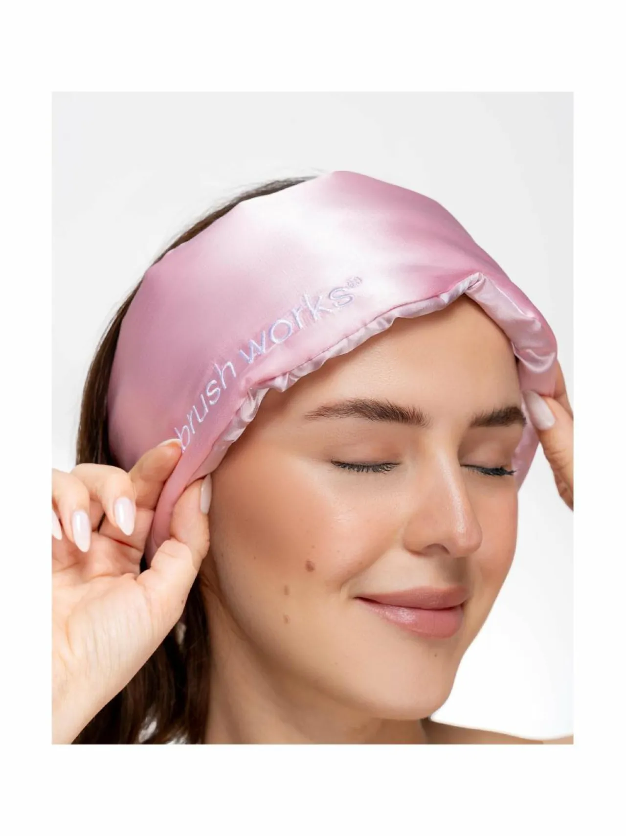 Brushworks Cushioned Satin Sleep Mask -unimaski^ Hygieniatuotteet