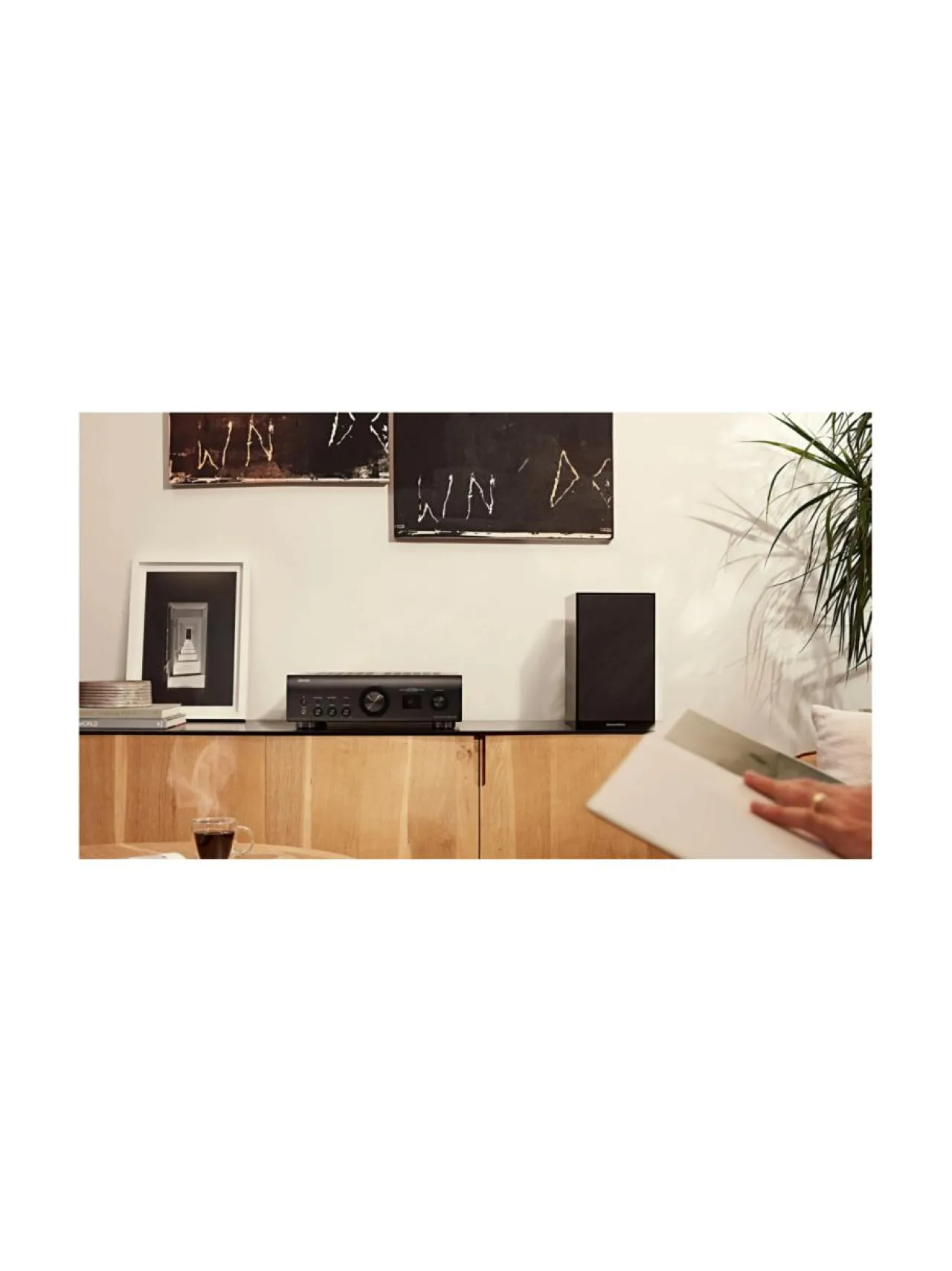 Audio<Denon PMA-1700NE integroitu vahvistin, musta