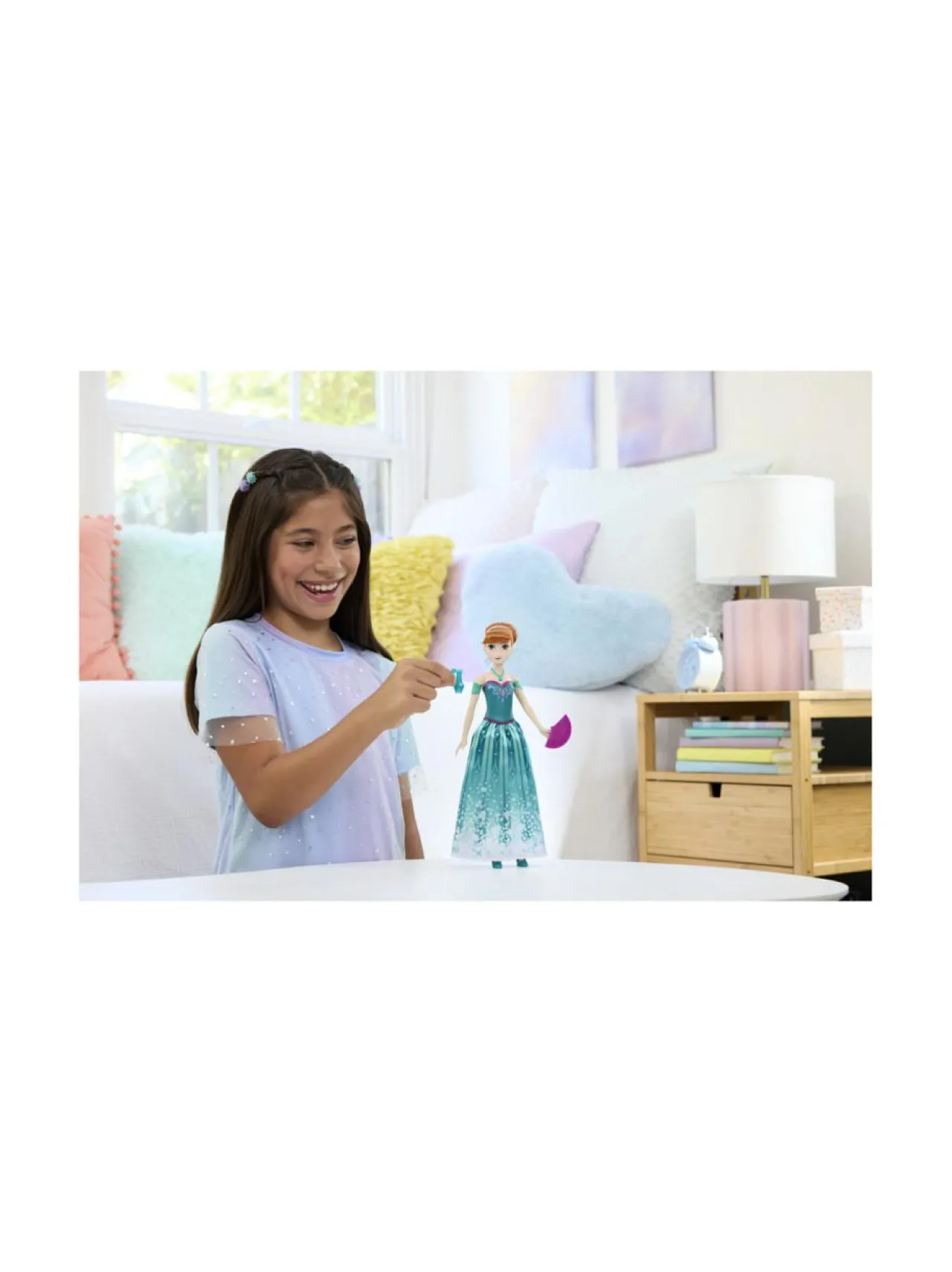 Nuket & Nuken Tarvikkeet<DISNEY FROZEN Anna Spin & Reveal -yllätysnukke