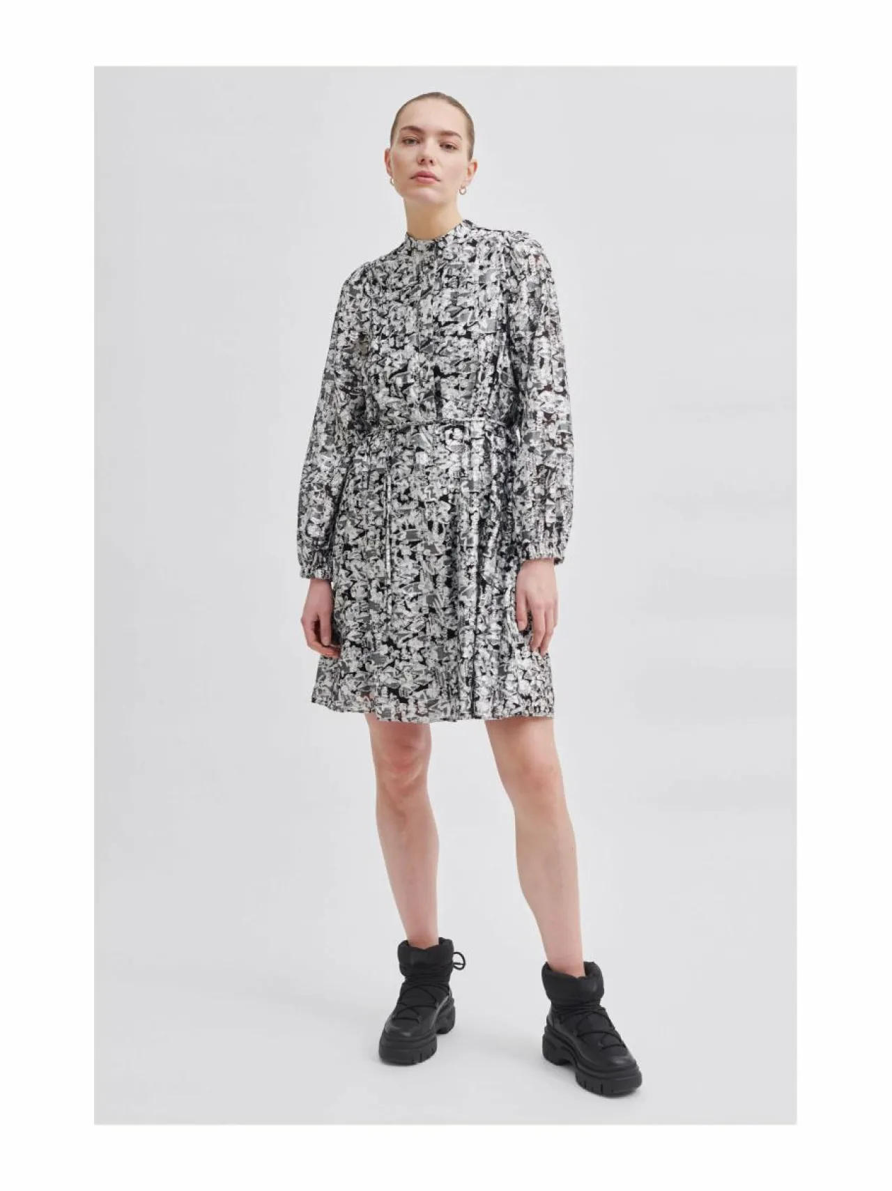 Mekot<SECOND FEMALE Doodle-silkkisekoitemekko 8001 BLACK