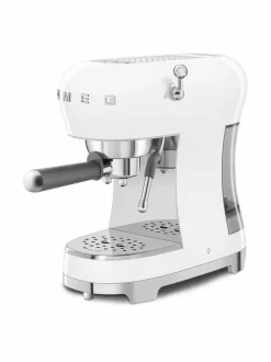 Kahvin- & Vedenkeittimet<Smeg ECF02-espressokone WHITE