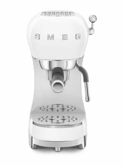 Kahvin- & Vedenkeittimet<Smeg ECF02-espressokone WHITE