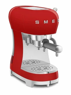 Kahvin- & Vedenkeittimet<Smeg ECF02-espressokone RED