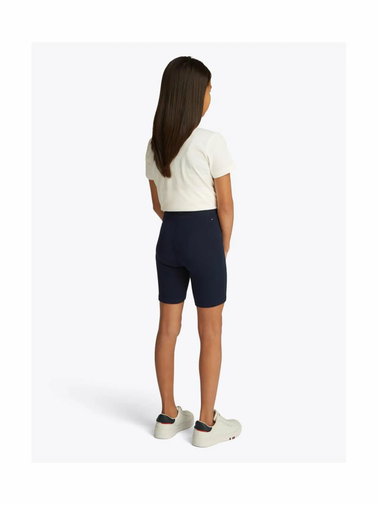 Shortsit<Tommy Hilfiger Essential Logo -pyöräilyshortsit C1G DARK NIGHT NAVY