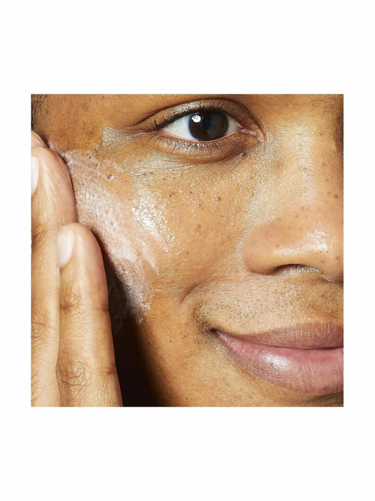 Kasvojenhoito<Kiehl's Facial Fuel Energizing Face Wash -puhdistusaine kasvoille 500 ml