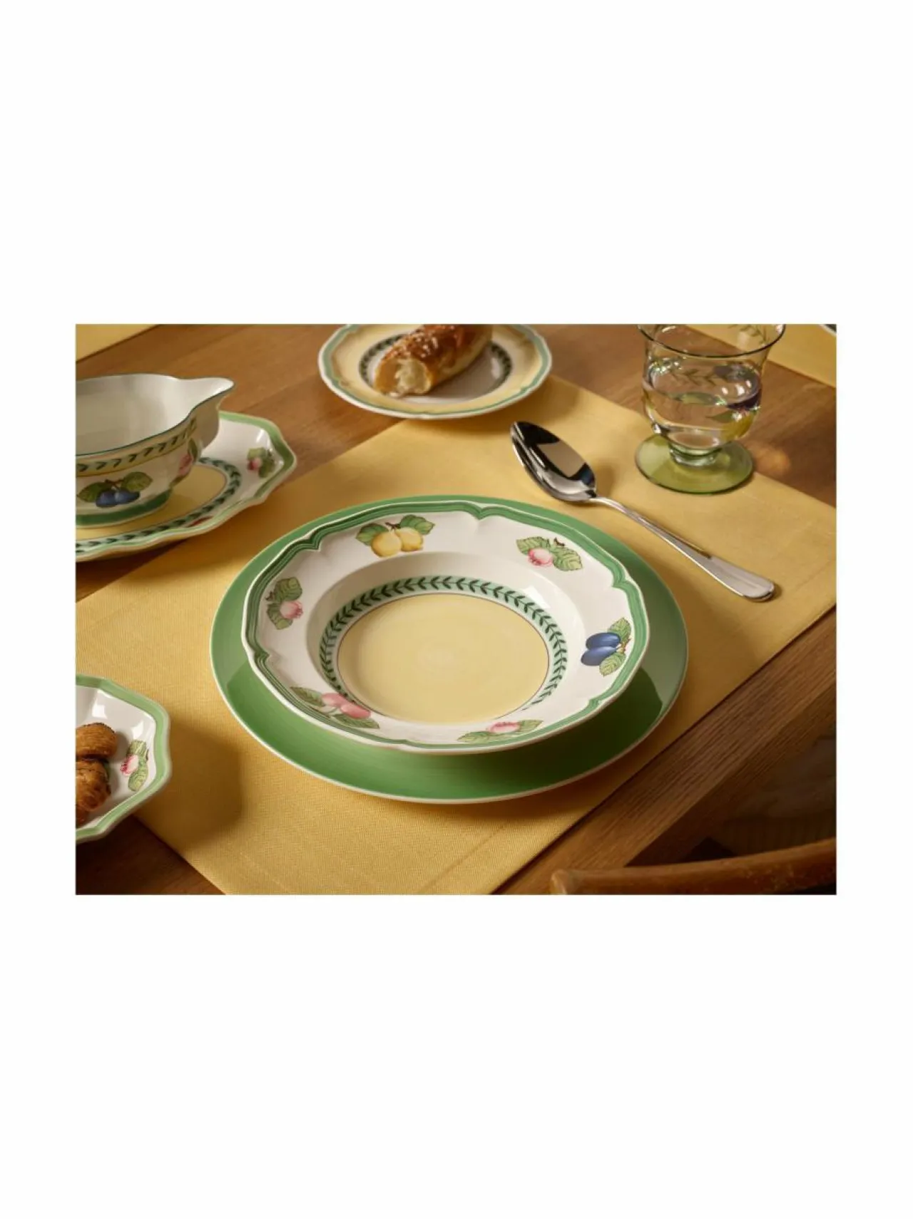 Lautaset & Kulhot<Villeroy & Boch French Garden -syvä lautanen 23 cm VALKOINEN/KUVIOLLINEN