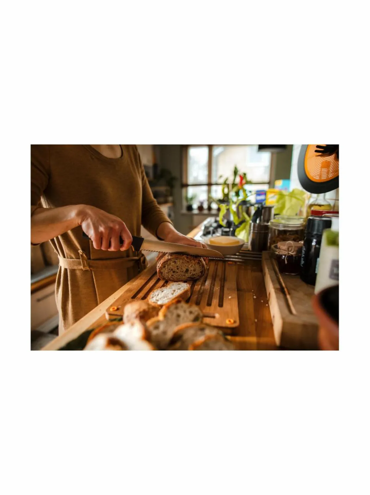 Fiskars Functional Form -leipäveitsi^ Keittiötarvikkeet