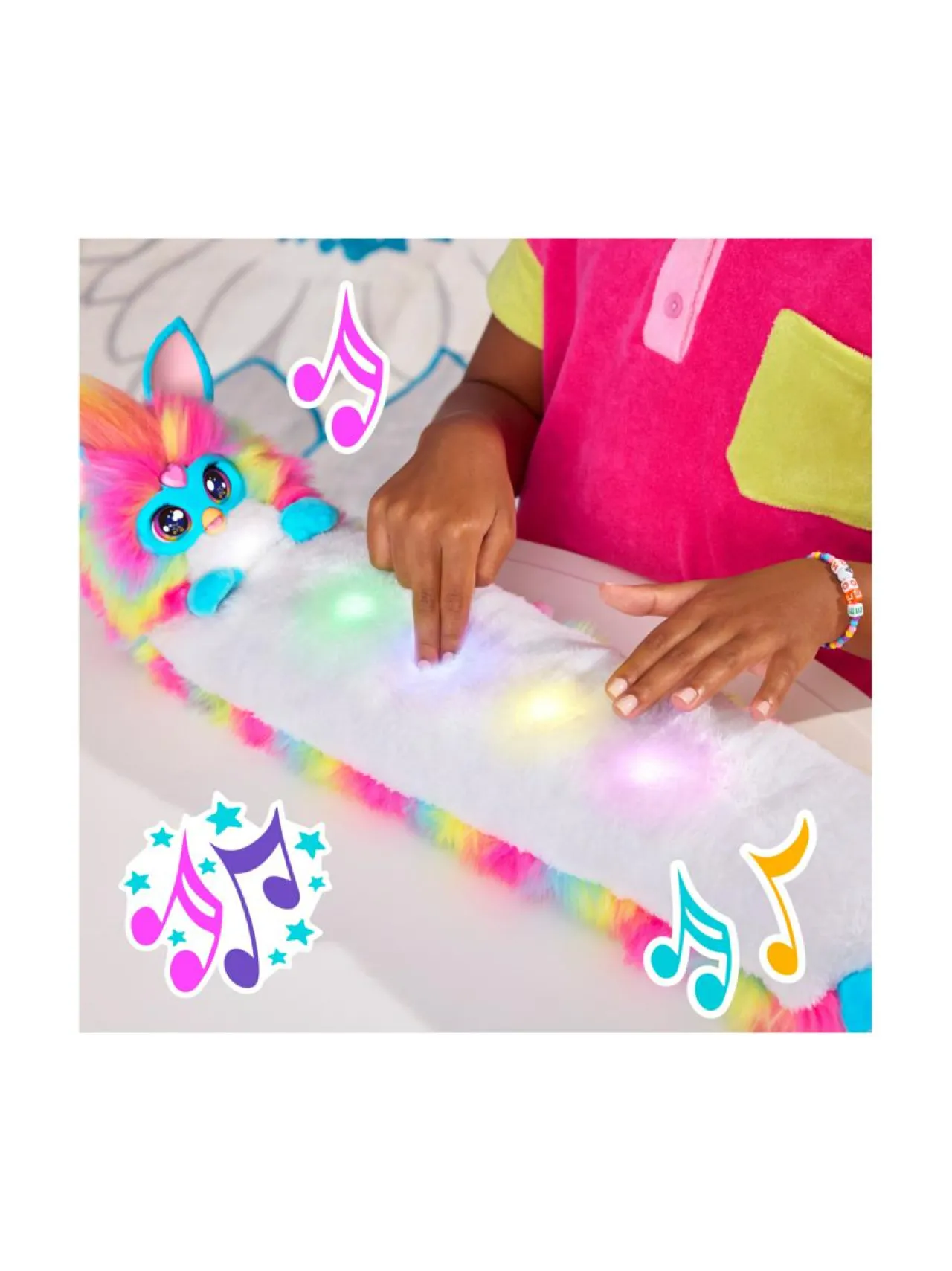 FURBY interaktiivinen lelu Dj Rainbow^ Figuurit & Interaktiiviset Lelut