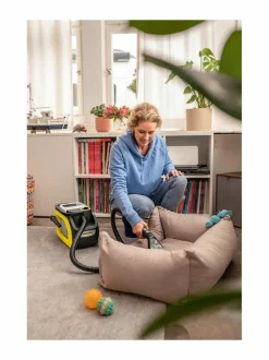 Pölynimurit<Kärcher Garment Cleaner SE 3-18 -tekstiilipesuri YELLOW