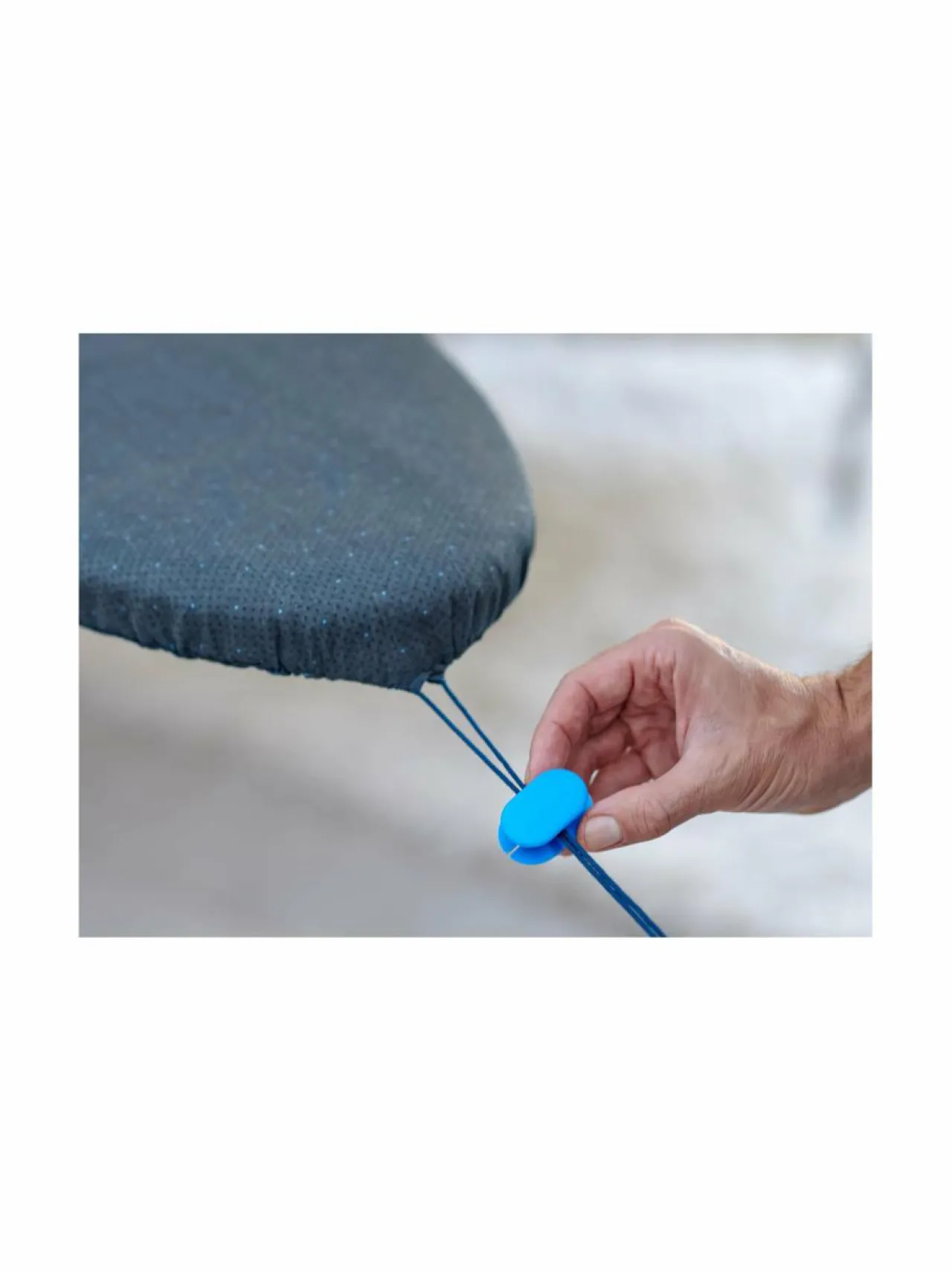 Joseph Joseph Glide Plus Easy-Store -silityslauta^ Pyykkihuolto