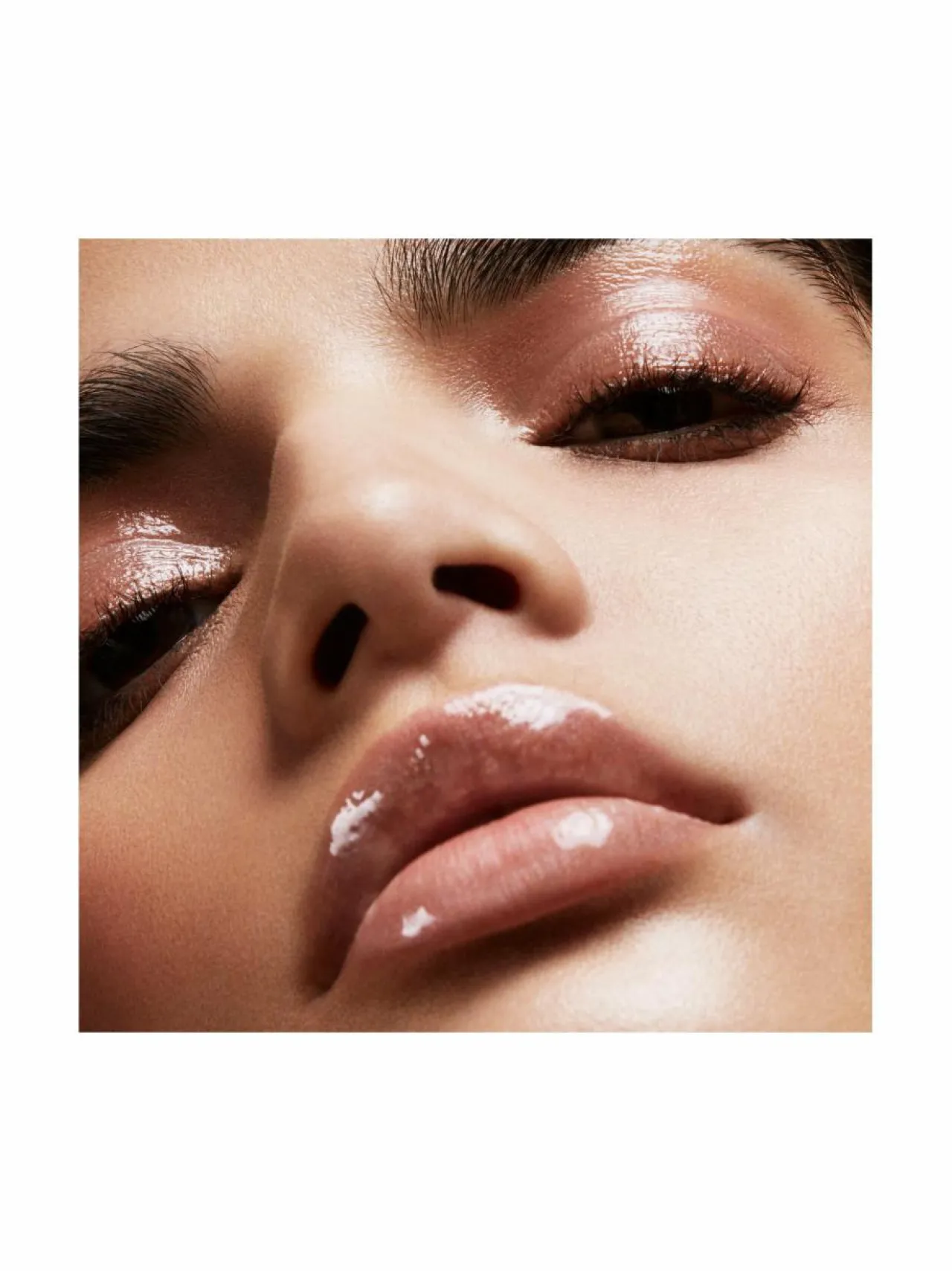 Huulet<Fenty Beauty Gloss Bomb Universal Lip Luminizer -huulikiilto