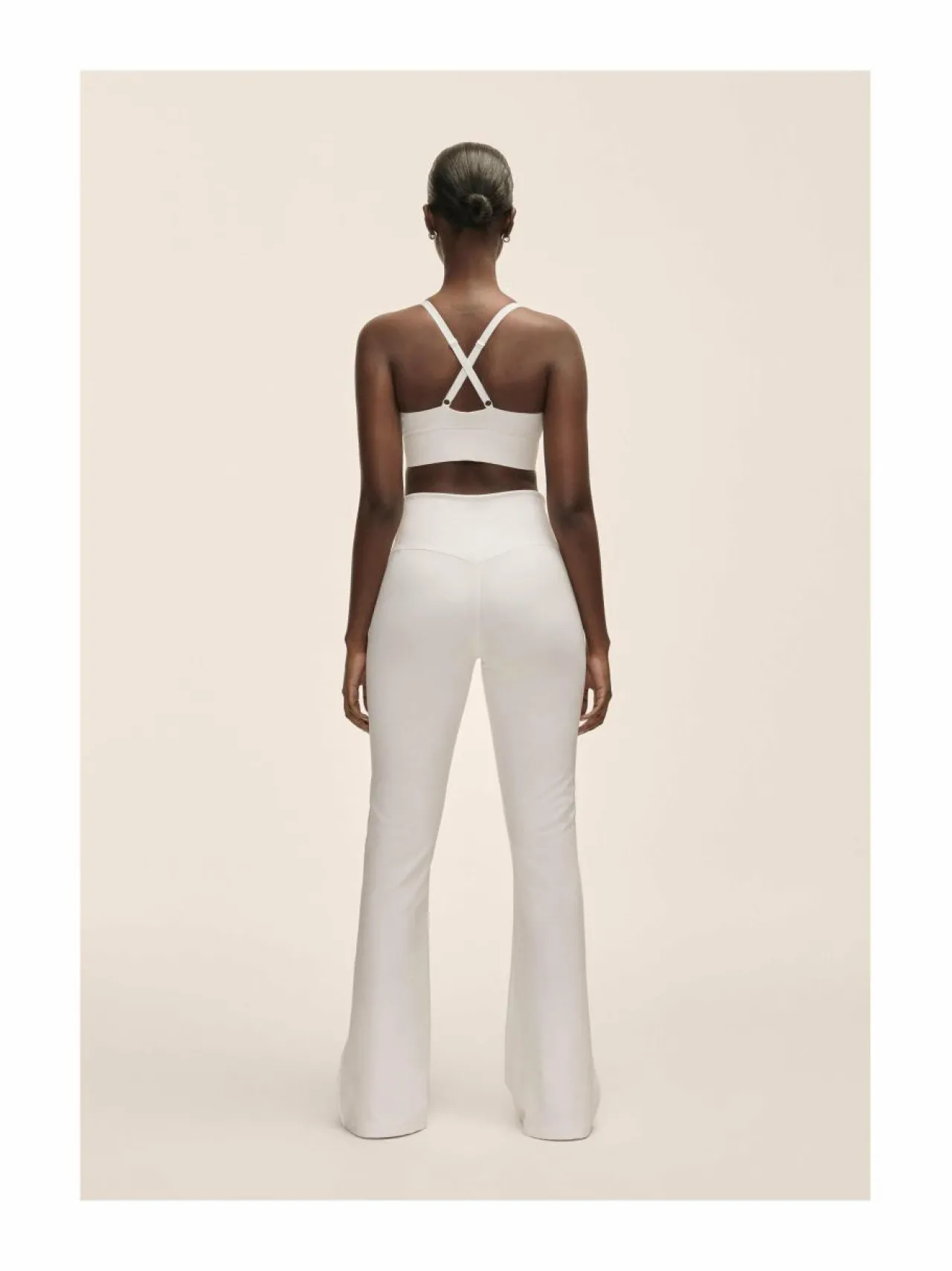 Casall Grace Flare Slit Pant -housut^ Urheiluhousut & Treenitrikoot