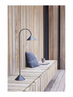 Frandsen Grasp Portable -valaisin 72 cm^ Pöytävalaisimet