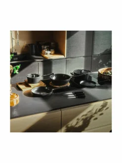 Fiskars Hard Face -paistinpannu ⌀28 cm^ Keitto- & Paistoastiat