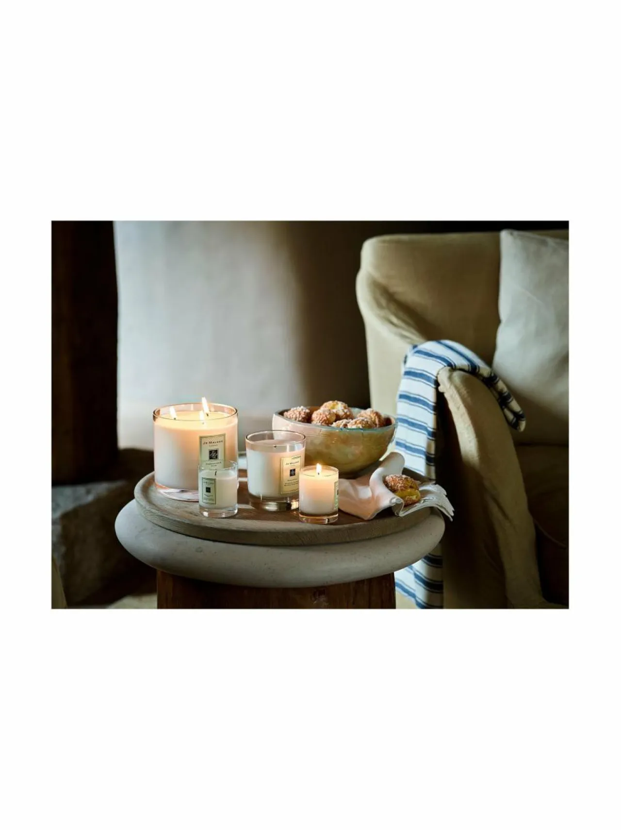 Naiset|Huonetuoksut & Tuoksukynttilät<Jo Malone London Honeysuckle & Davana Home Candle -tuoksukynttilä 200 g