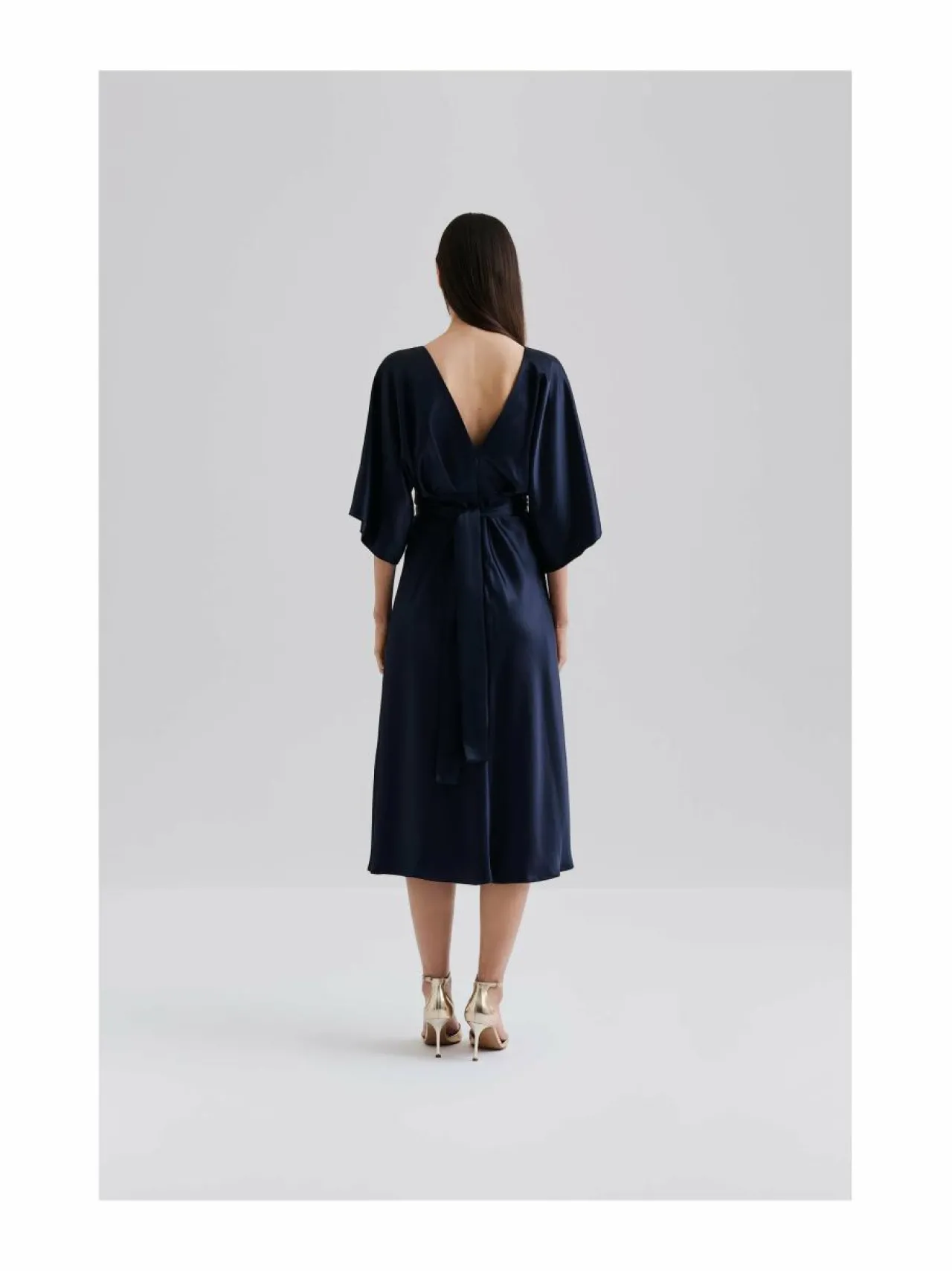 Mekot<Malina Juno-satiinimekko DARK BLUE