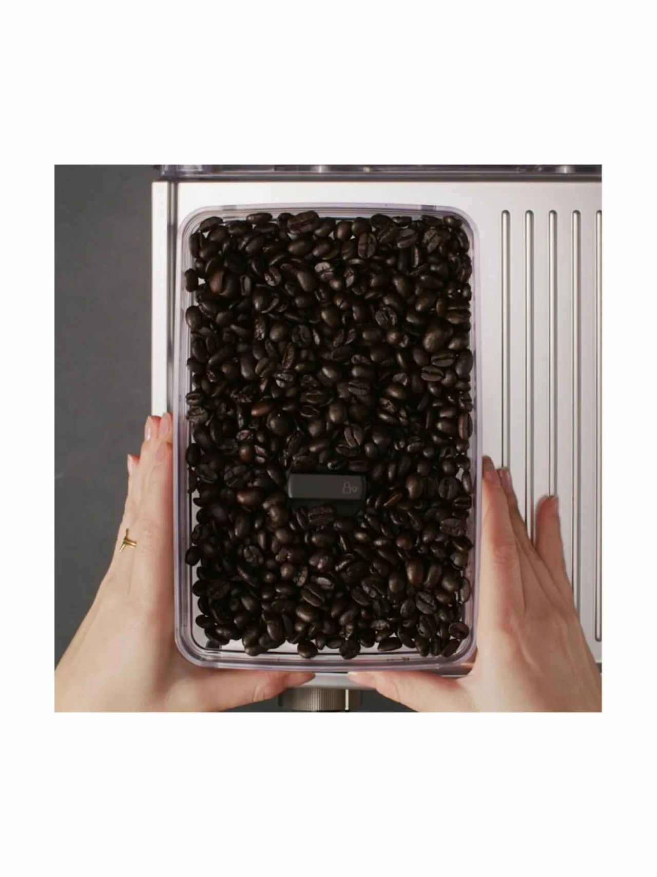 Kahvin- & Vedenkeittimet<KitchenAid KESRBHS Bean Hopper -kahvipapusäiliö puoliautomaattiseen espressokoneeseen BLACK