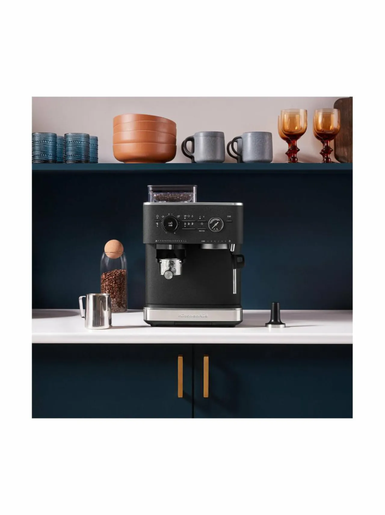 Kahvin- & Vedenkeittimet<KitchenAid KESRBHS Bean Hopper -kahvipapusäiliö puoliautomaattiseen espressokoneeseen BLACK