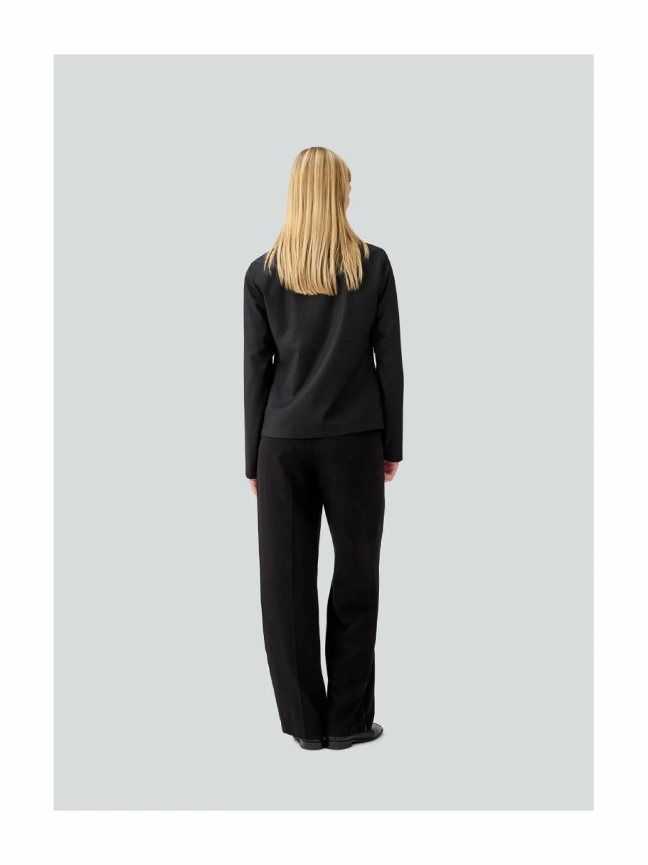 Bleiserit & Jakut<Modström LavendelMD-bleiseri 07090 BLACK