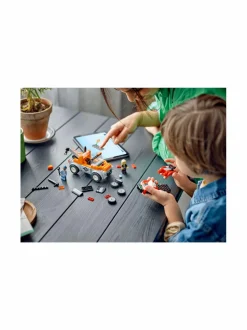 Rakennussarjat<LEGO CITY Hinausauto ja urheiluautokorjaamo 60435