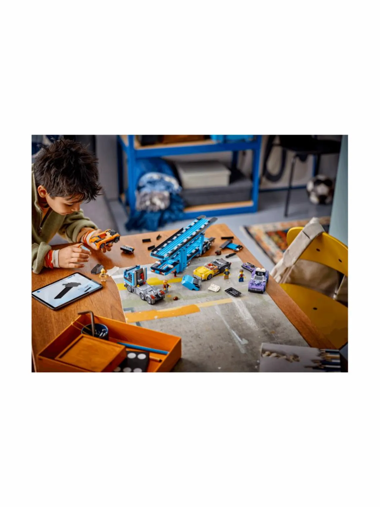 LEGO CITY Urheiluautojen kuljetusauto 60408^ Rakennussarjat