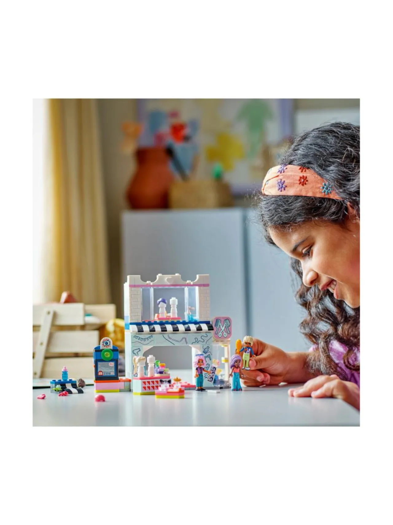 LEGO FRIENDS Kampaamo ja asusteliike 42662^ Rakennussarjat